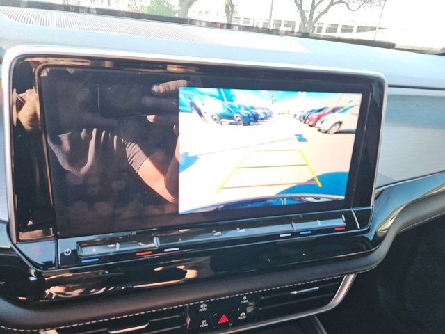 2024 Volkswagen Atlas Cross Sport 2.0T SE w/Technology Dallas TX