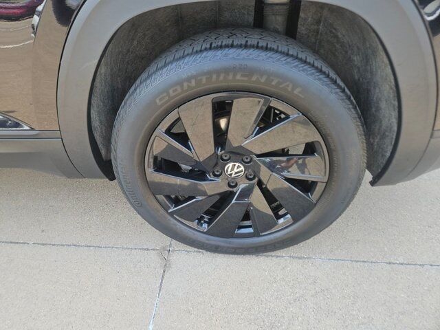 2024 Volkswagen Atlas Cross Sport 2.0T SE w/Technology Dallas TX