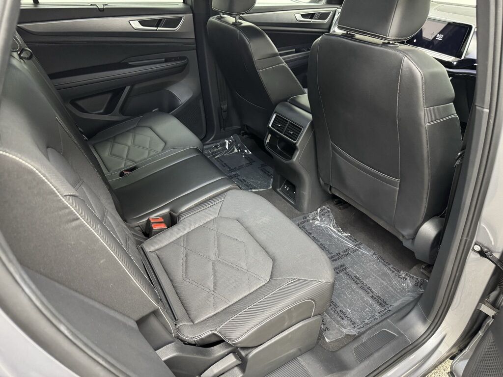 2024 Volkswagen Atlas Cross Sport 2.0T SE w/Technology Highlands Ranch CO
