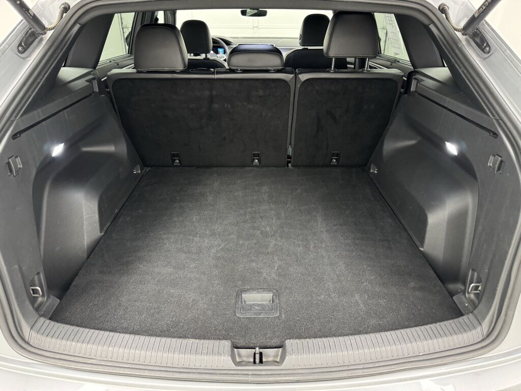 2024 Volkswagen Atlas Cross Sport 2.0T SE w/Technology Highlands Ranch CO