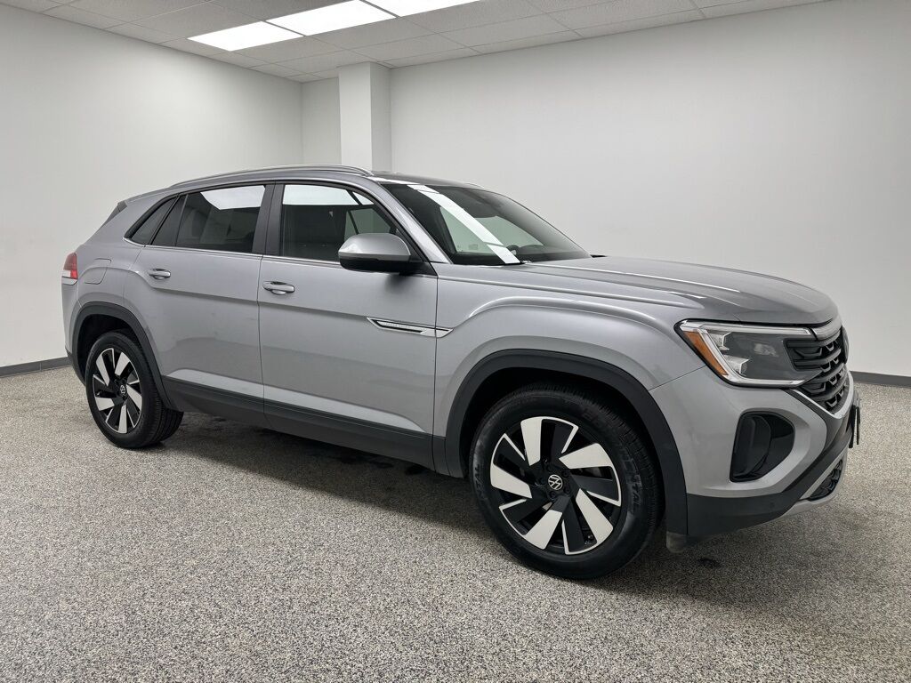 2024 Volkswagen Atlas Cross Sport 2.0T SE w/Technology Highlands Ranch CO