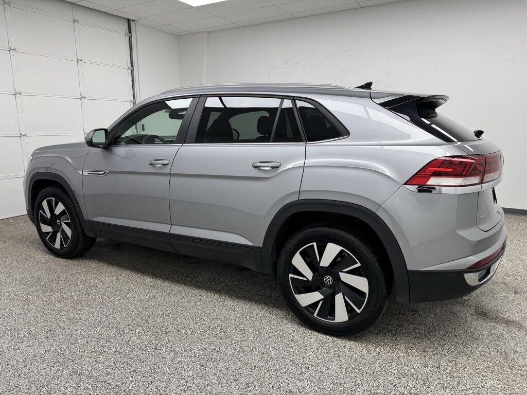 2024 Volkswagen Atlas Cross Sport 2.0T SE w/Technology Highlands Ranch CO