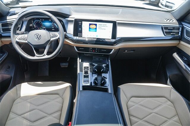 2024 Volkswagen Atlas Cross Sport 2.0T SE w/Technology Huntington Beach CA