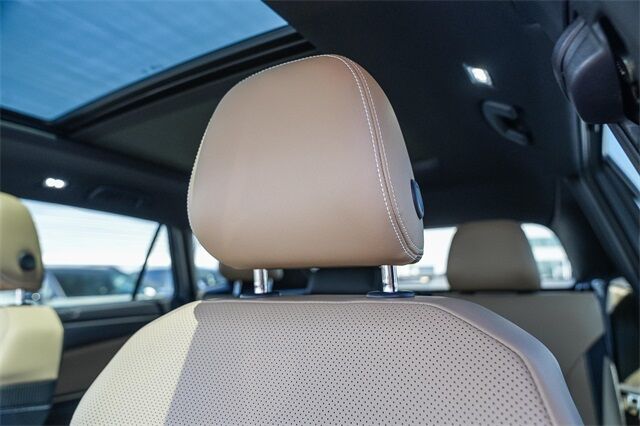 2024 Volkswagen Atlas Cross Sport 2.0T SE w/Technology Huntington Beach CA