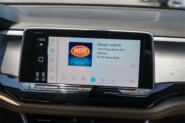 2024 Volkswagen Atlas Cross Sport 2.0T SE w/Technology Huntington Beach CA