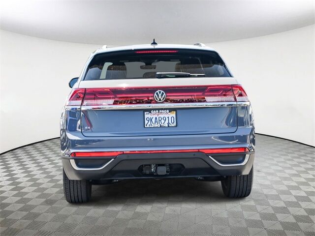 2024 Volkswagen Atlas Cross Sport 2.0T SE w/Technology Huntington Beach CA