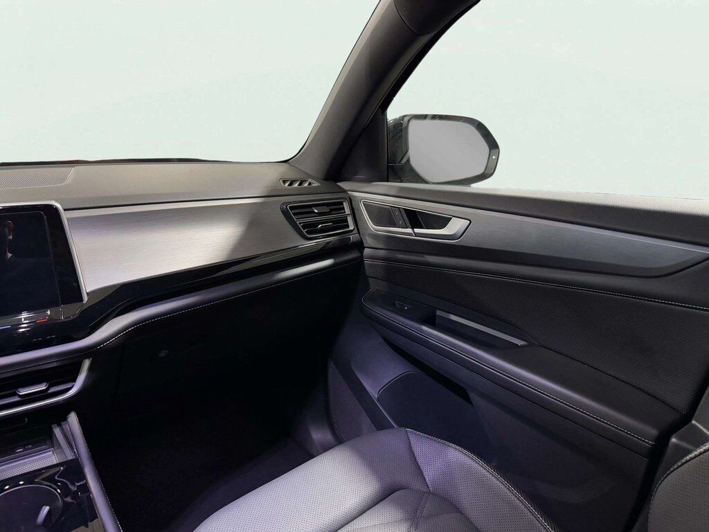 2024 Volkswagen Atlas Cross Sport 2.0T SE w/Technology San Clemente CA