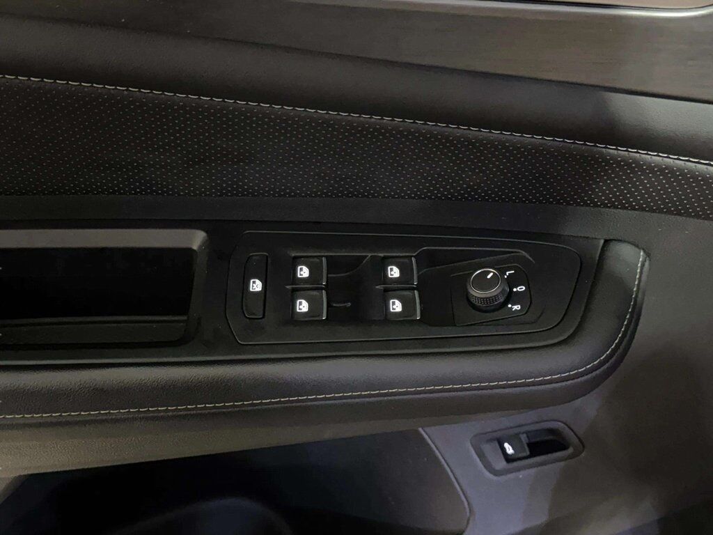 2024 Volkswagen Atlas Cross Sport 2.0T SE w/Technology San Clemente CA