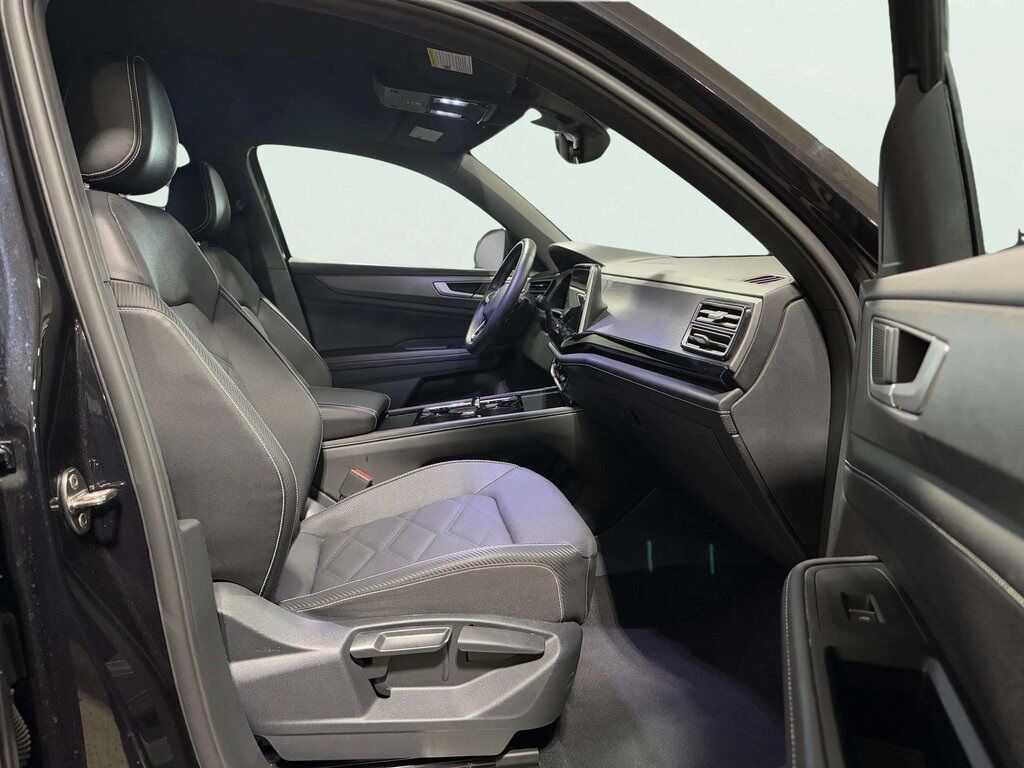 2024 Volkswagen Atlas Cross Sport 2.0T SE w/Technology San Clemente CA