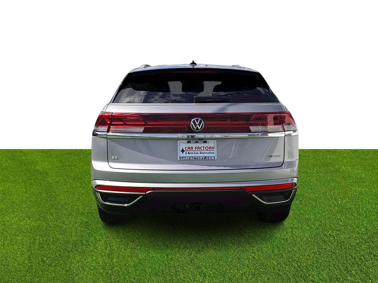 2024 Volkswagen Atlas Cross Sport 2.0T SE w/Technology Miami FL