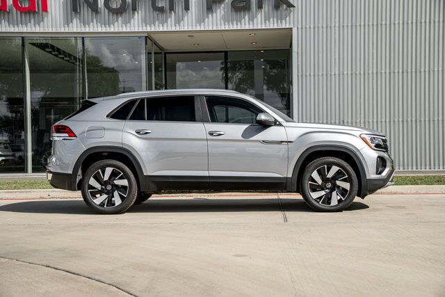 2024 Volkswagen Atlas Cross Sport 2.0T SE w/Technology  Selma TX