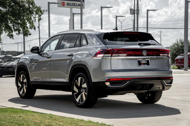 2024 Volkswagen Atlas Cross Sport 2.0T SE w/Technology  Selma TX