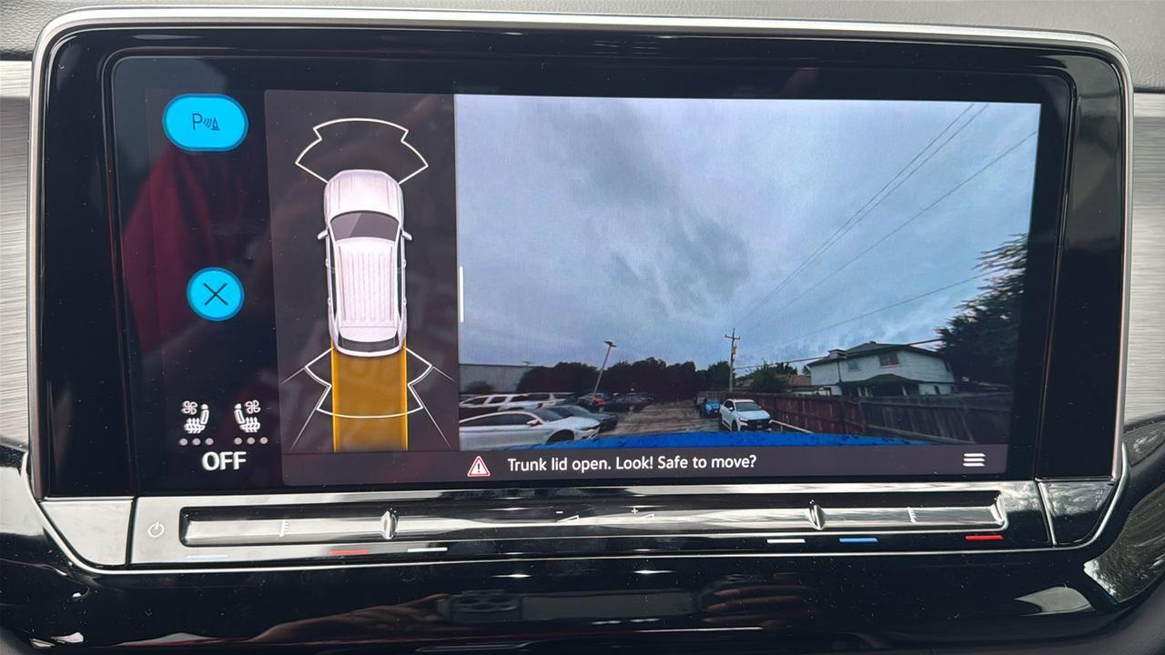 2024 Volkswagen Atlas Cross Sport 2.0T SE w/Technology  Selma TX