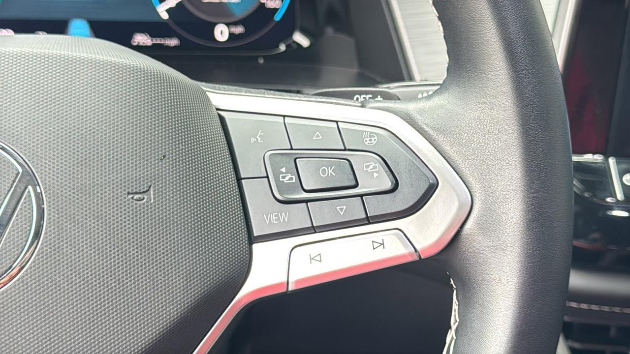 2024 Volkswagen Atlas Cross Sport 2.0T SE w/Technology  Selma TX