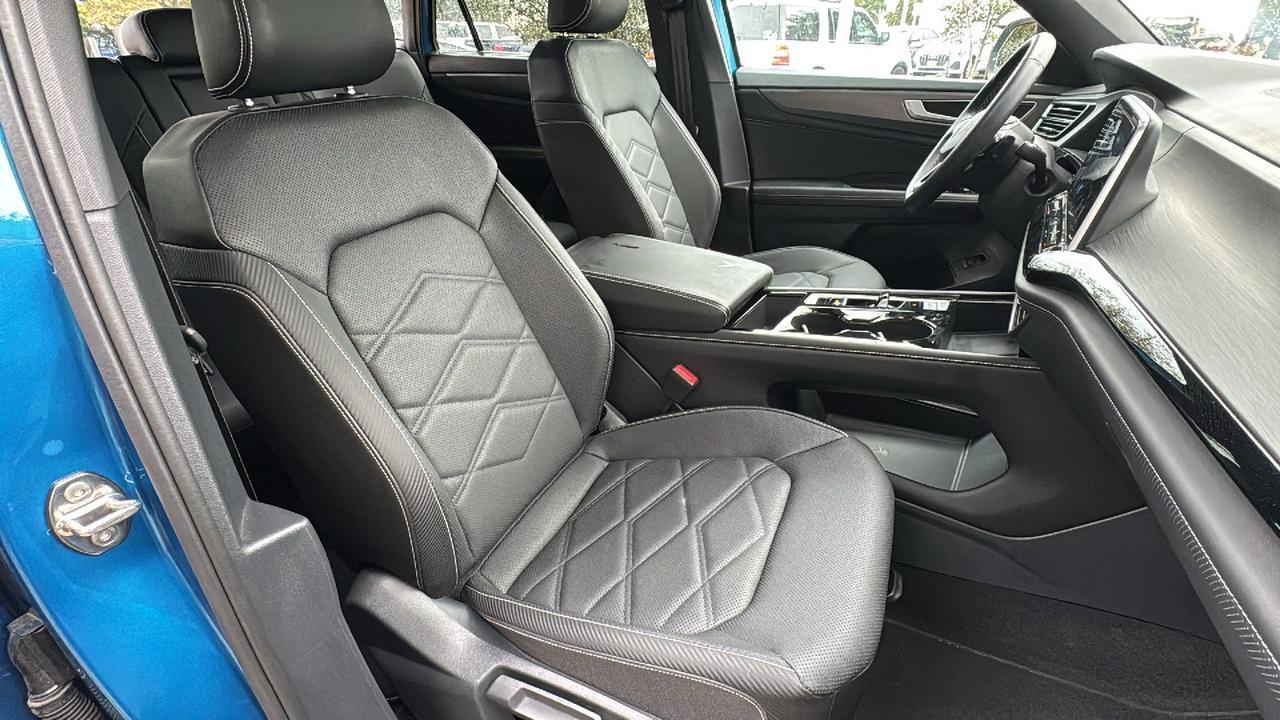 2024 Volkswagen Atlas Cross Sport 2.0T SE w/Technology  Selma TX