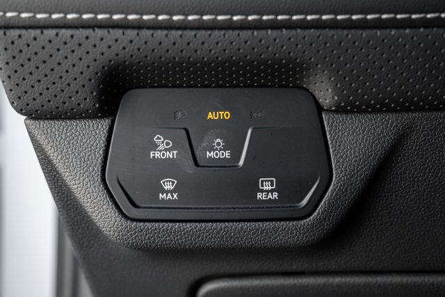 2024 Volkswagen Atlas Cross Sport 2.0T SE w/Technology  Selma TX