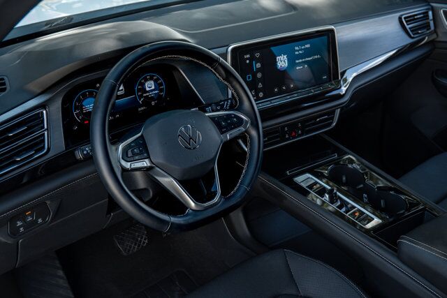 2024 Volkswagen Atlas Cross Sport 2.0T SE w/Technology  Selma TX