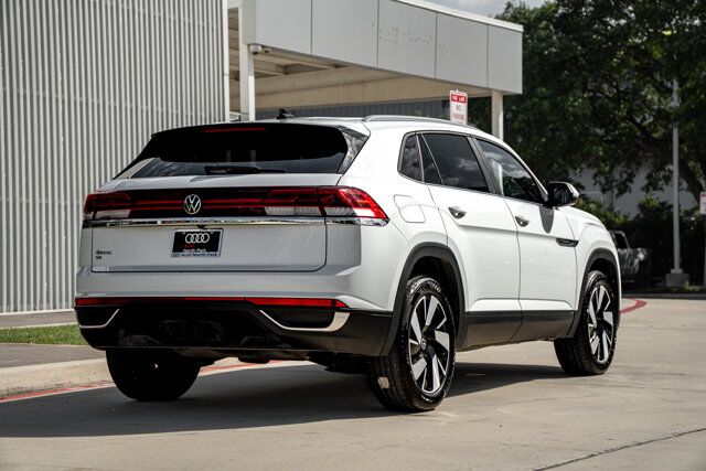 2024 Volkswagen Atlas Cross Sport 2.0T SE w/Technology  Selma TX