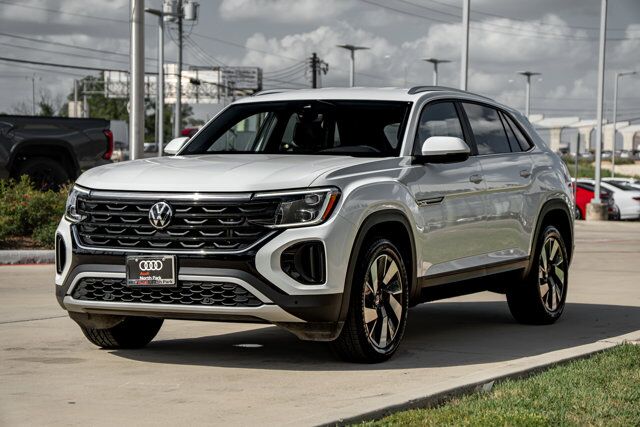 2024 Volkswagen Atlas Cross Sport 2.0T SE w/Technology  Selma TX