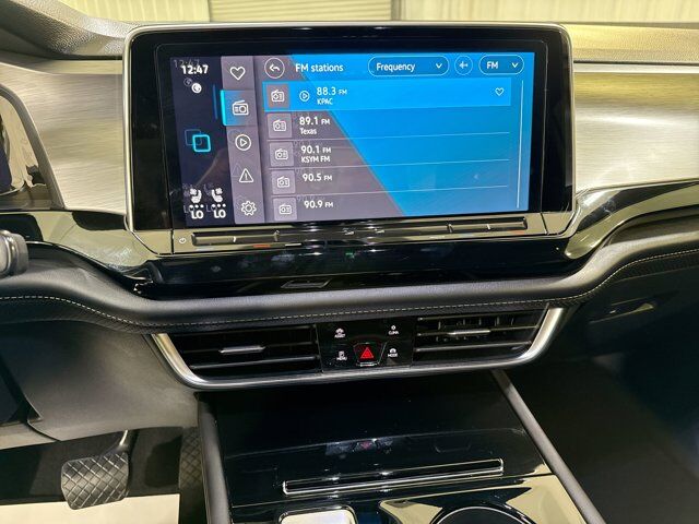 2024 Volkswagen Atlas Cross Sport 2.0T SE w/Technology San Antonio TX