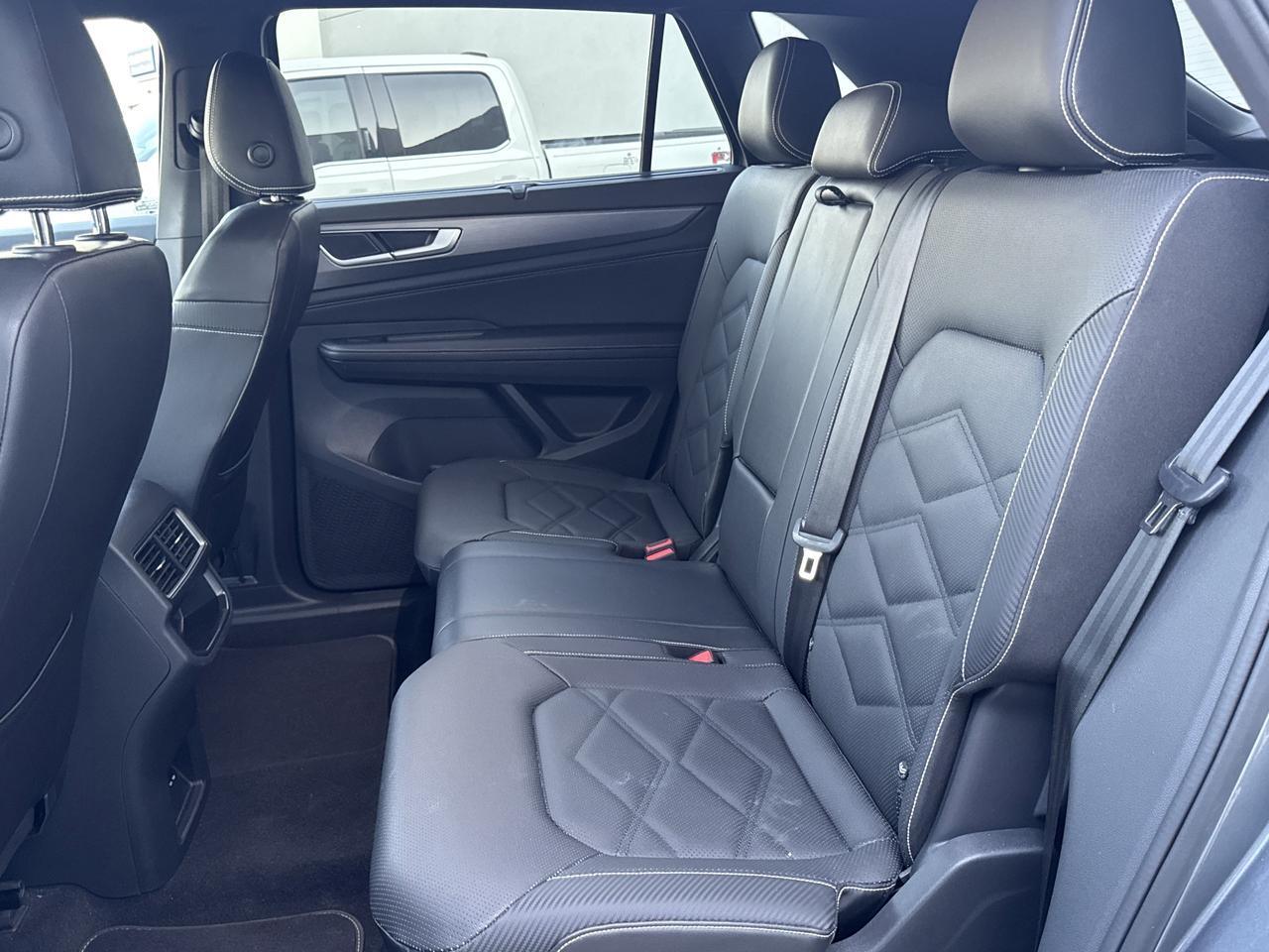 2024 Volkswagen Atlas Cross Sport 2.0T SE w/Technology San Antonio TX