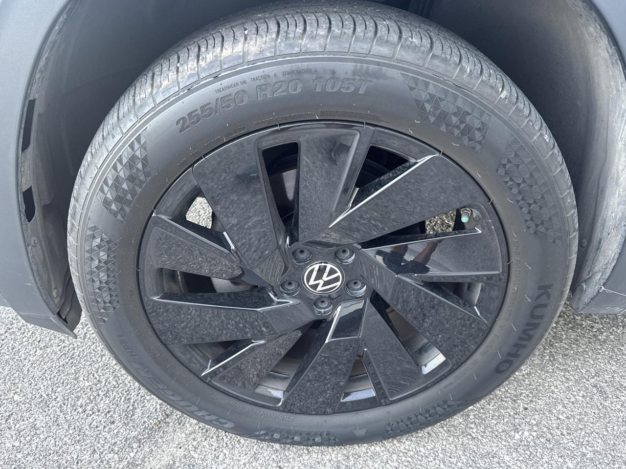 2024 Volkswagen Atlas Cross Sport 2.0T SE w/Technology San Antonio TX