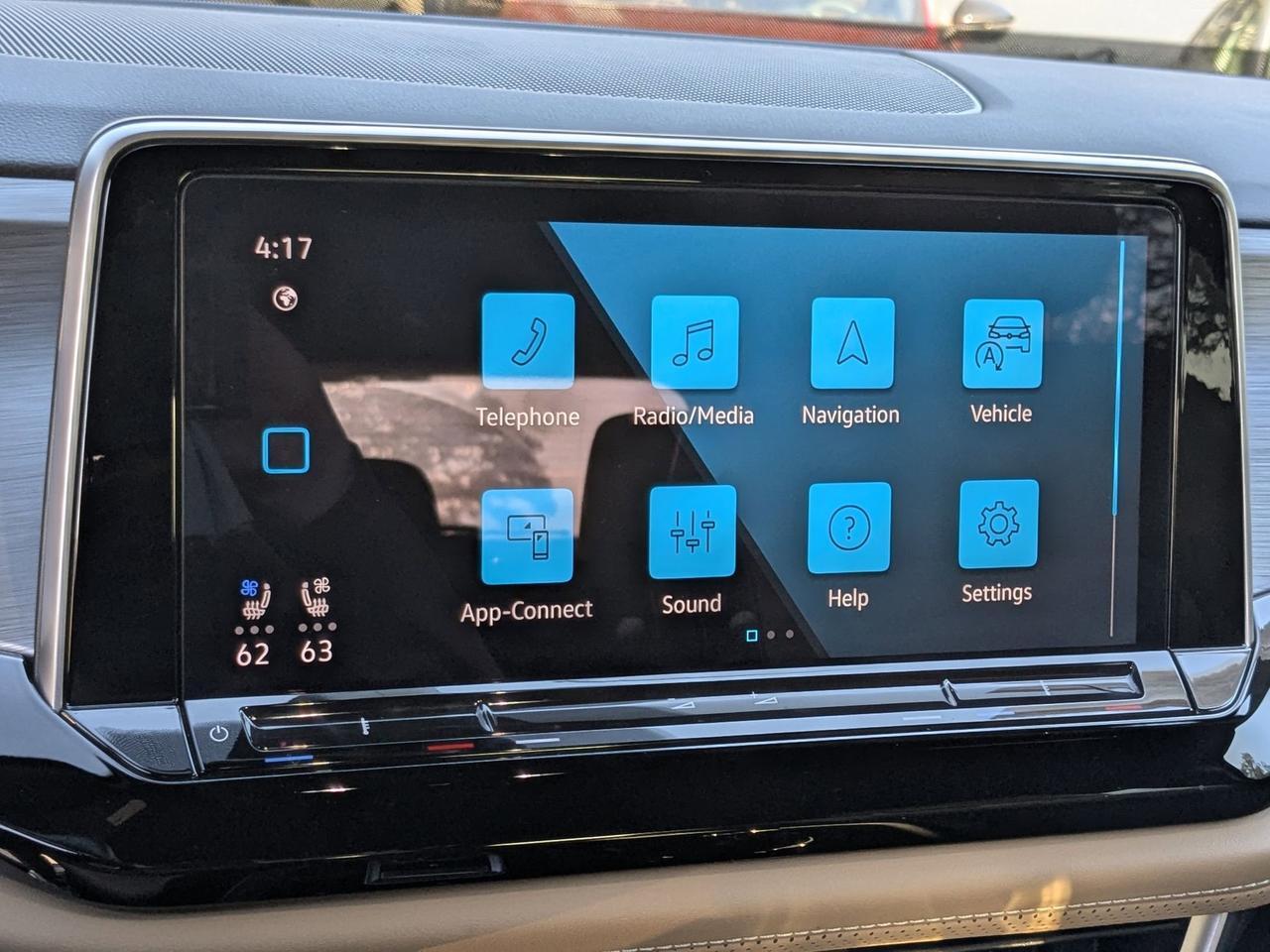 2024 Volkswagen Atlas Cross Sport 2.0T SE w/Technology San Antonio TX