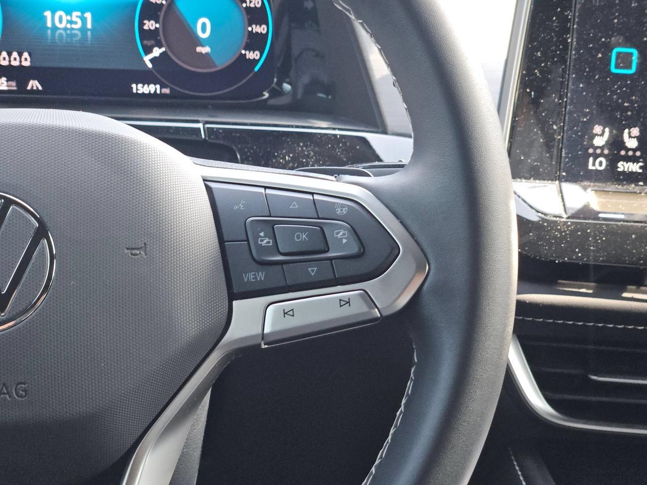 2024 Volkswagen Atlas Cross Sport 2.0T SE w/Technology San Antonio TX