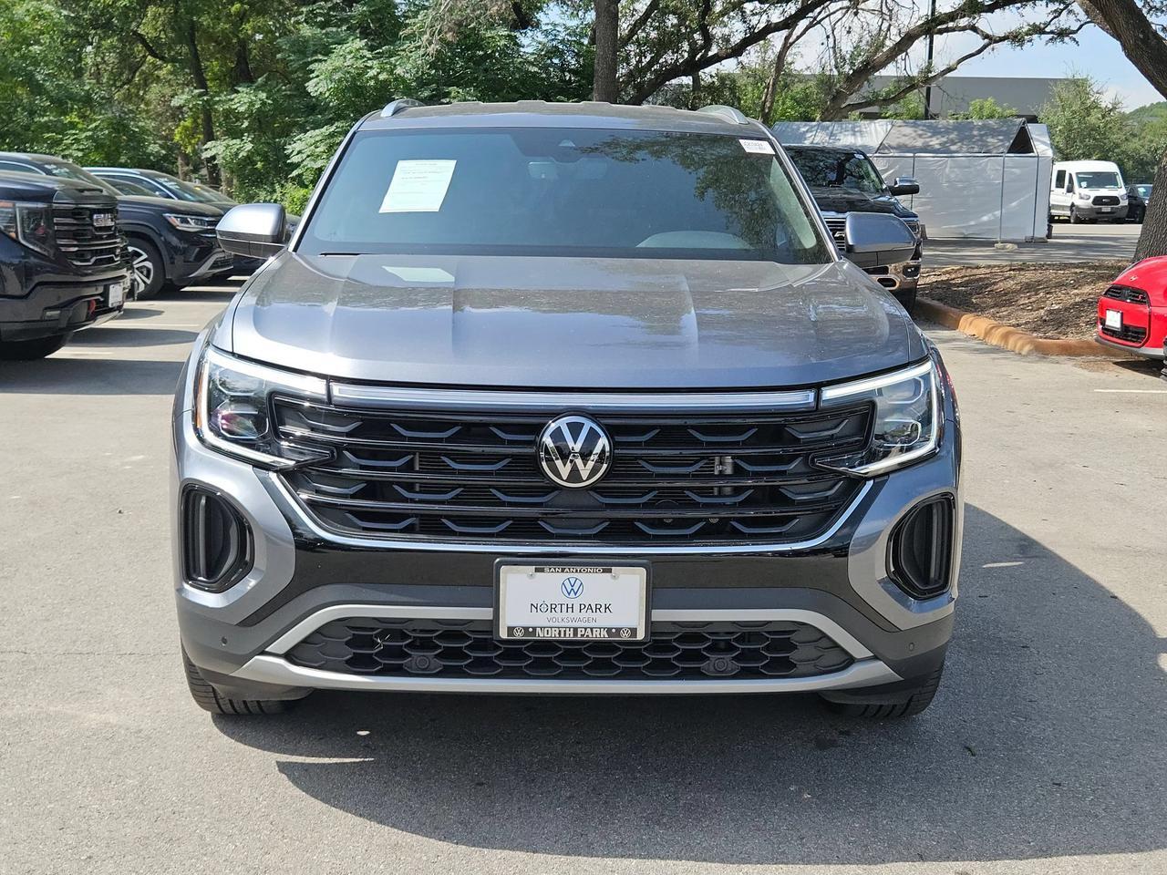 2024 Volkswagen Atlas Cross Sport 2.0T SE w/Technology San Antonio TX