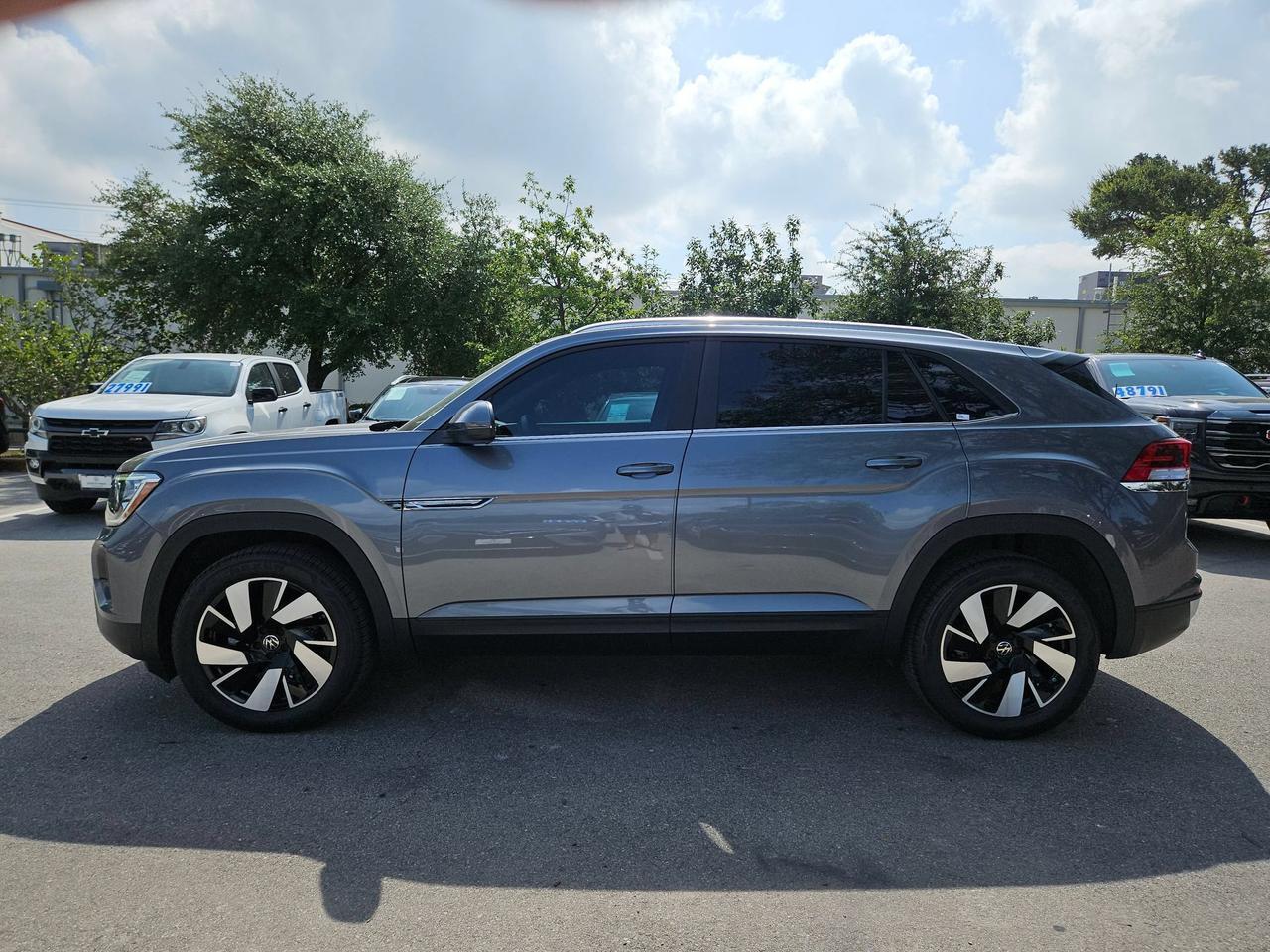 2024 Volkswagen Atlas Cross Sport 2.0T SE w/Technology San Antonio TX