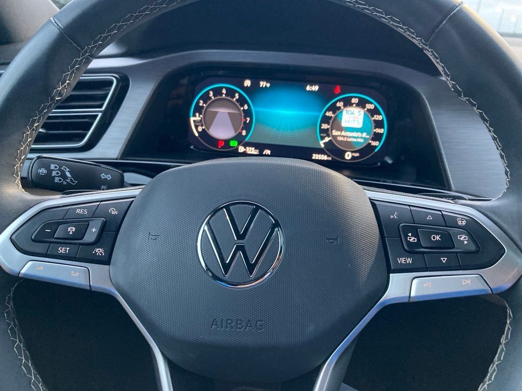 2024 Volkswagen Atlas Cross Sport 2.0T SE w/Technology San Antonio TX