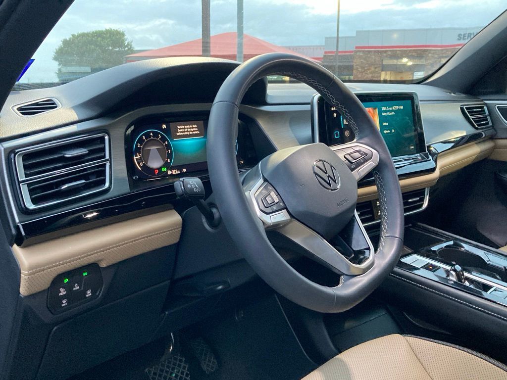 2024 Volkswagen Atlas Cross Sport 2.0T SE w/Technology San Antonio TX