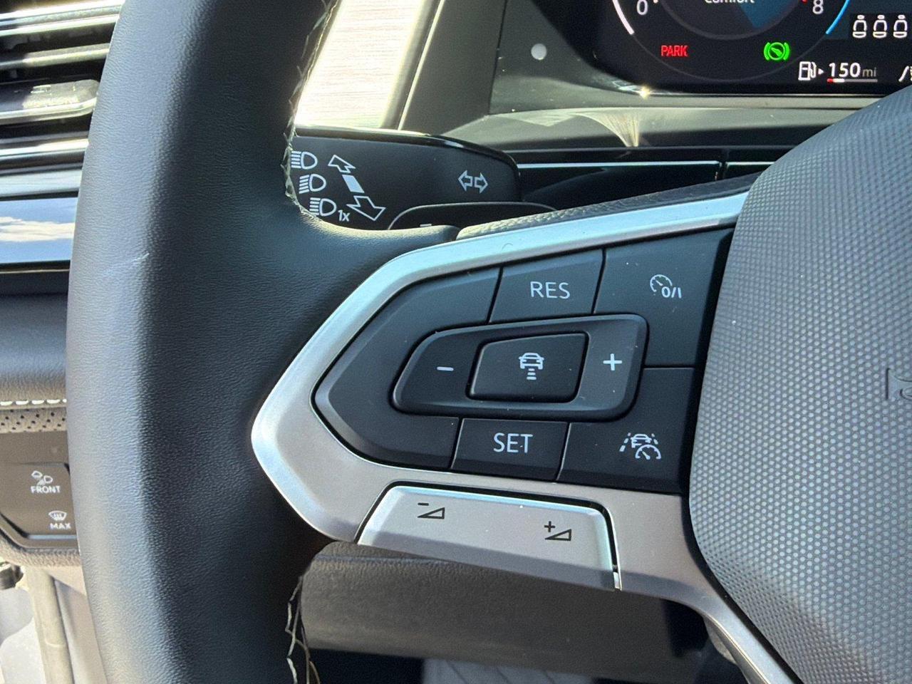 2024 Volkswagen Atlas Cross Sport 2.0T SE w/Technology Hagerstown MD