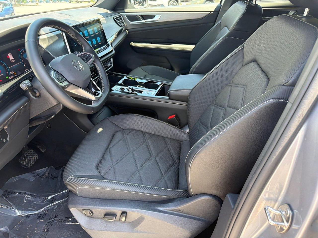 2024 Volkswagen Atlas Cross Sport 2.0T SE w/Technology Hagerstown MD
