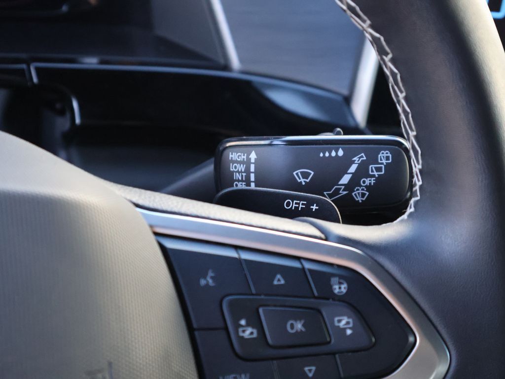 2024 Volkswagen Atlas Cross Sport 2.0T SE w/Technology San Clemente CA