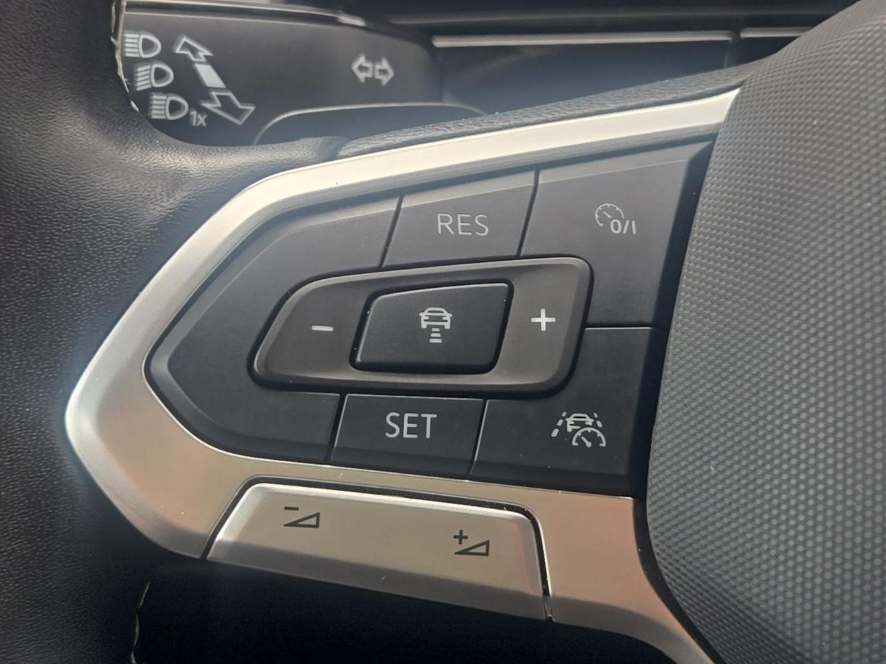 2024 Volkswagen Atlas Cross Sport 2.0T SE w/Technology Fredericksburg VA