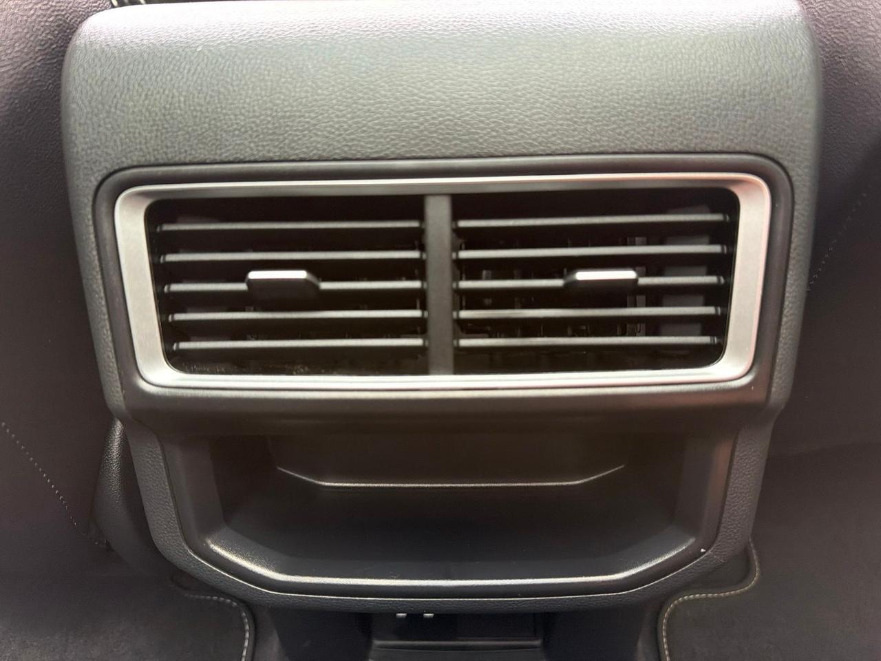 2024 Volkswagen Atlas Cross Sport 2.0T SE w/Technology Ashland VA