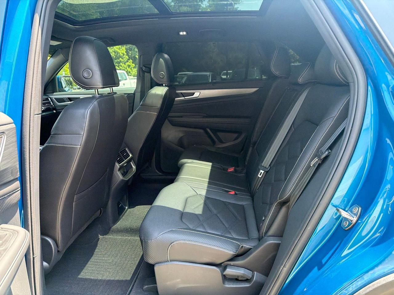 2024 Volkswagen Atlas Cross Sport 2.0T SE w/Technology Ashland VA