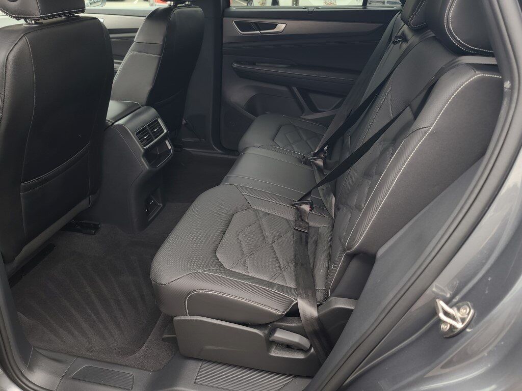 2024 Volkswagen Atlas Cross Sport 2.0T SE w/Technology Springfield VA