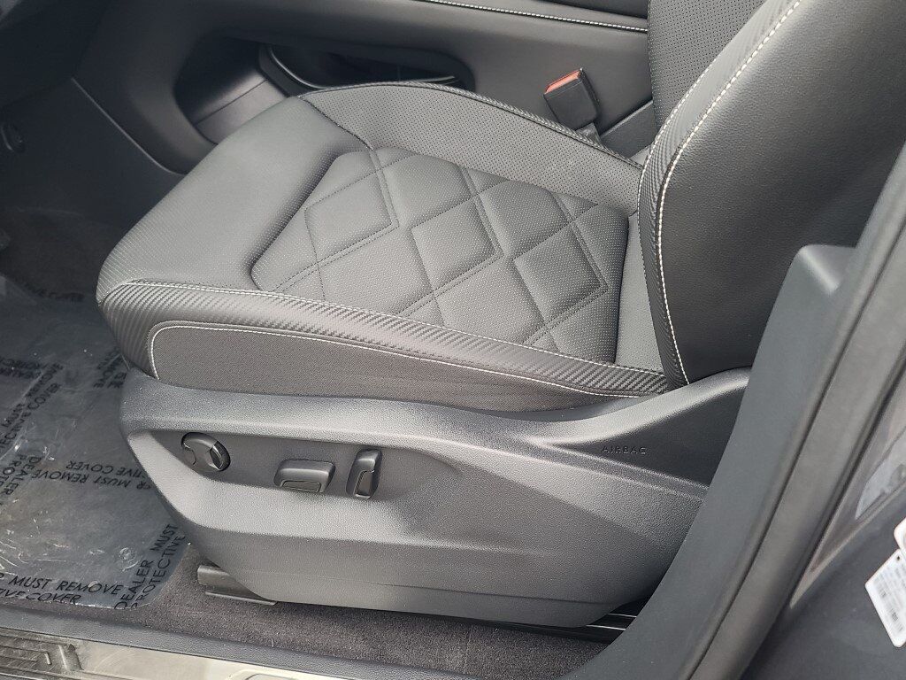 2024 Volkswagen Atlas Cross Sport 2.0T SE w/Technology Springfield VA