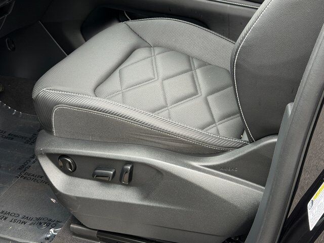 2024 Volkswagen Atlas Cross Sport 2.0T SE w/Technology Springfield VA