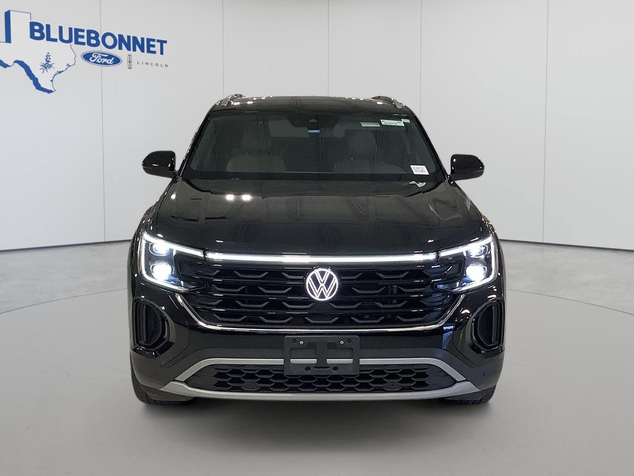 2024 Volkswagen Atlas Cross Sport 2.0T SE with Technology New Braunfels TX