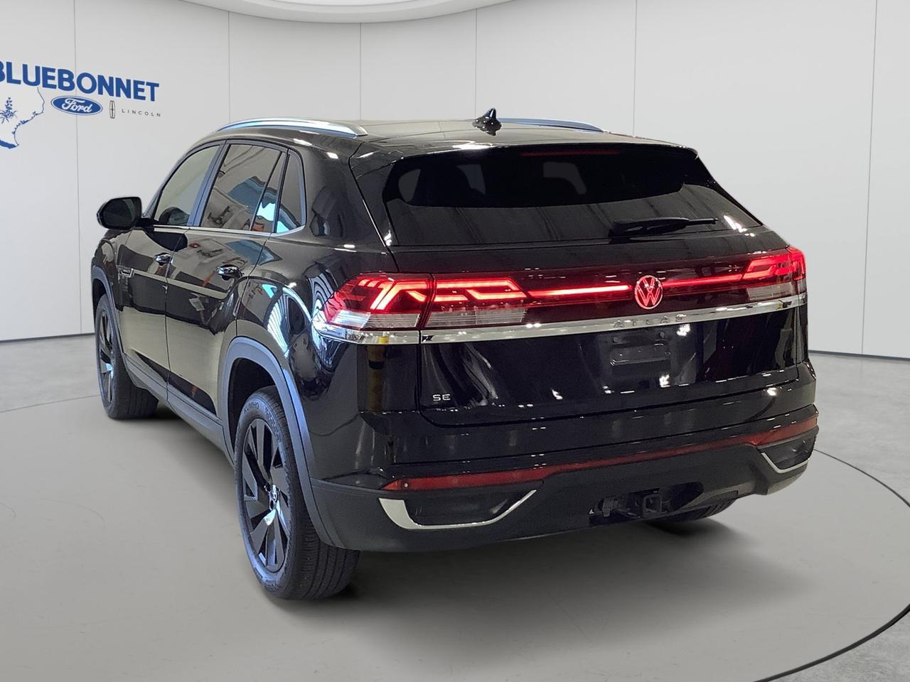 2024 Volkswagen Atlas Cross Sport 2.0T SE with Technology New Braunfels TX
