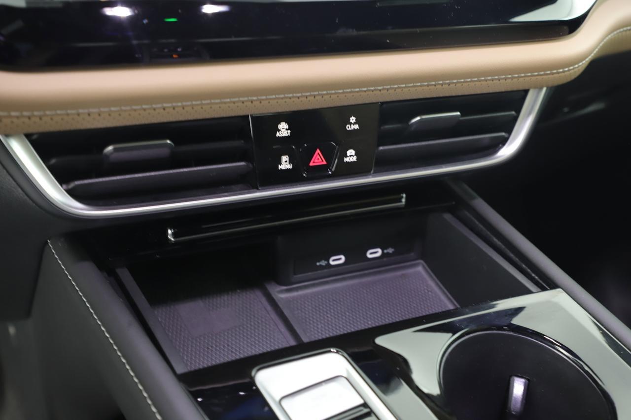 2024 Volkswagen Atlas Cross Sport 2.0T SE with Technology New Braunfels TX