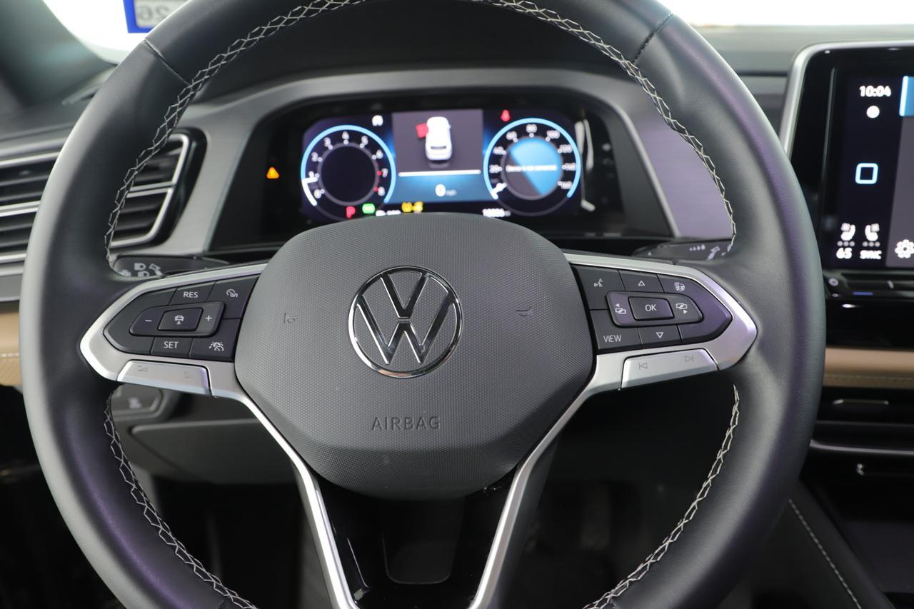 2024 Volkswagen Atlas Cross Sport 2.0T SE with Technology New Braunfels TX