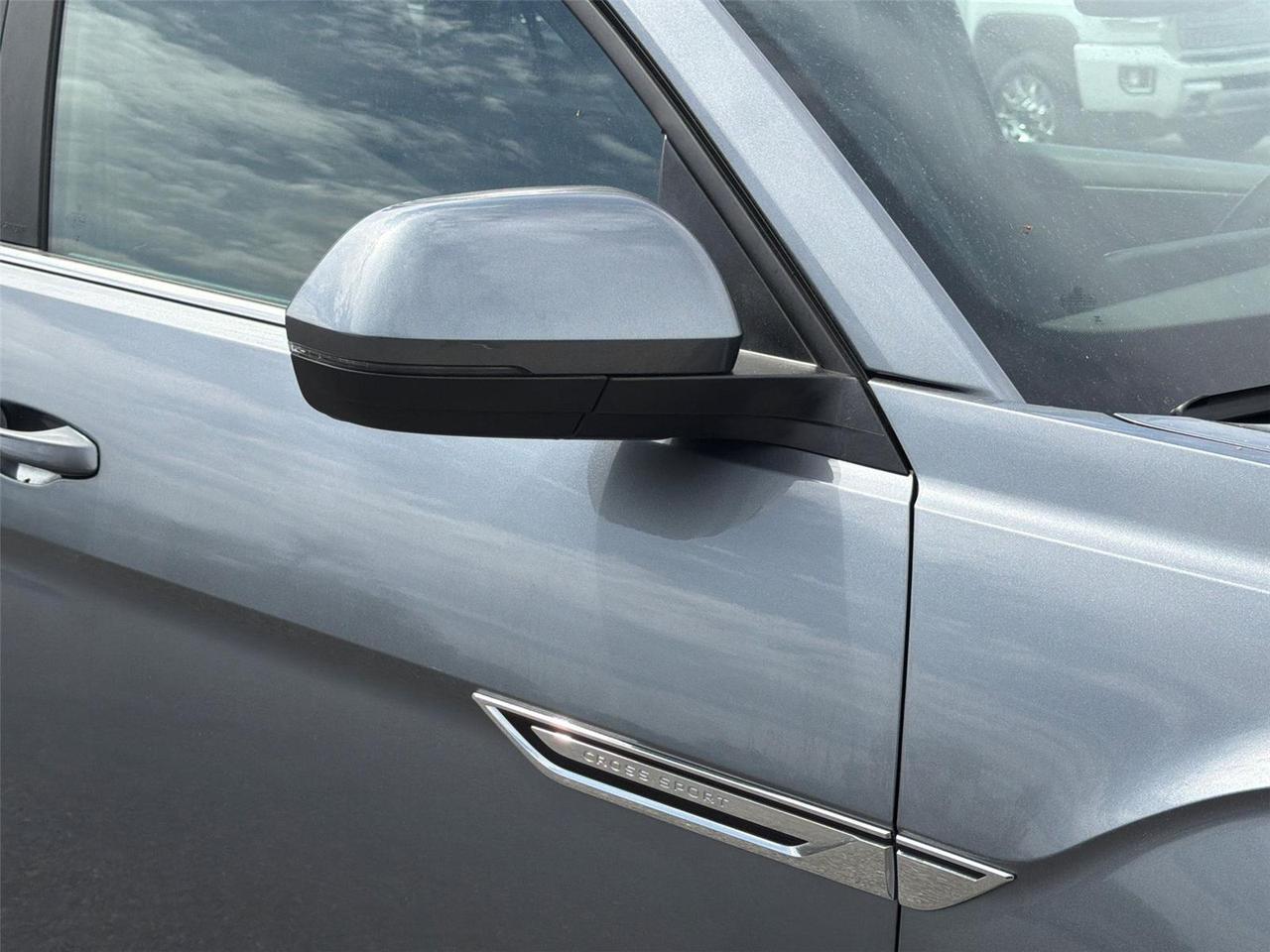 2024 Volkswagen Atlas Cross Sport 2.0T SE Hagerstown MD