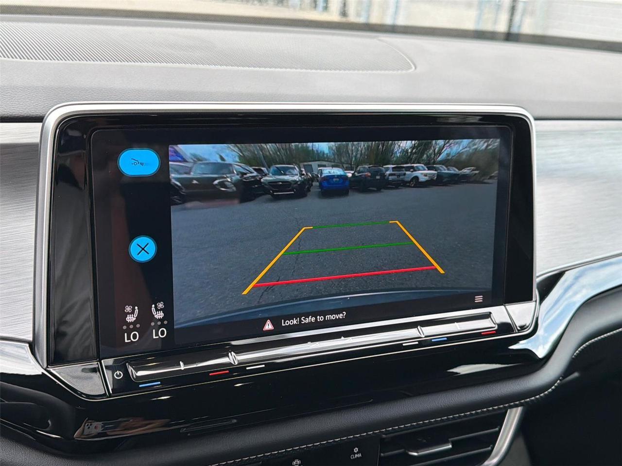 2024 Volkswagen Atlas Cross Sport 2.0T SE Hagerstown MD