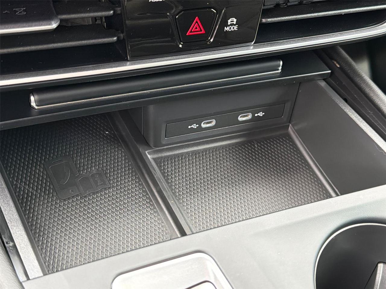 2024 Volkswagen Atlas Cross Sport 2.0T SE Hagerstown MD