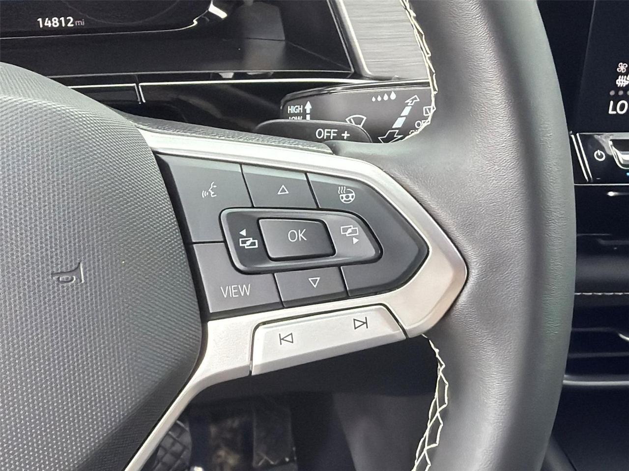 2024 Volkswagen Atlas Cross Sport 2.0T SE Hagerstown MD