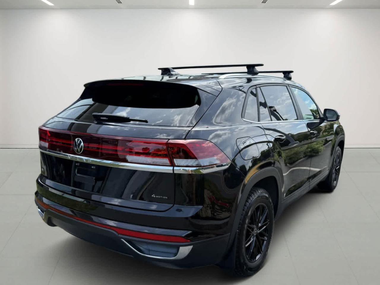 2024 Volkswagen Atlas Cross Sport 2.0T SE Wellesley MA